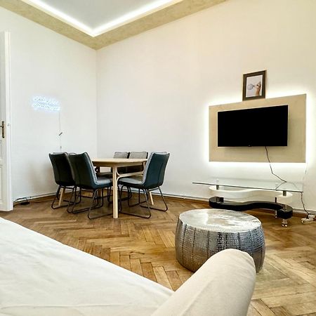 Luxury Apartment At Famous Vienna Kutschkermarkt المظهر الخارجي الصورة