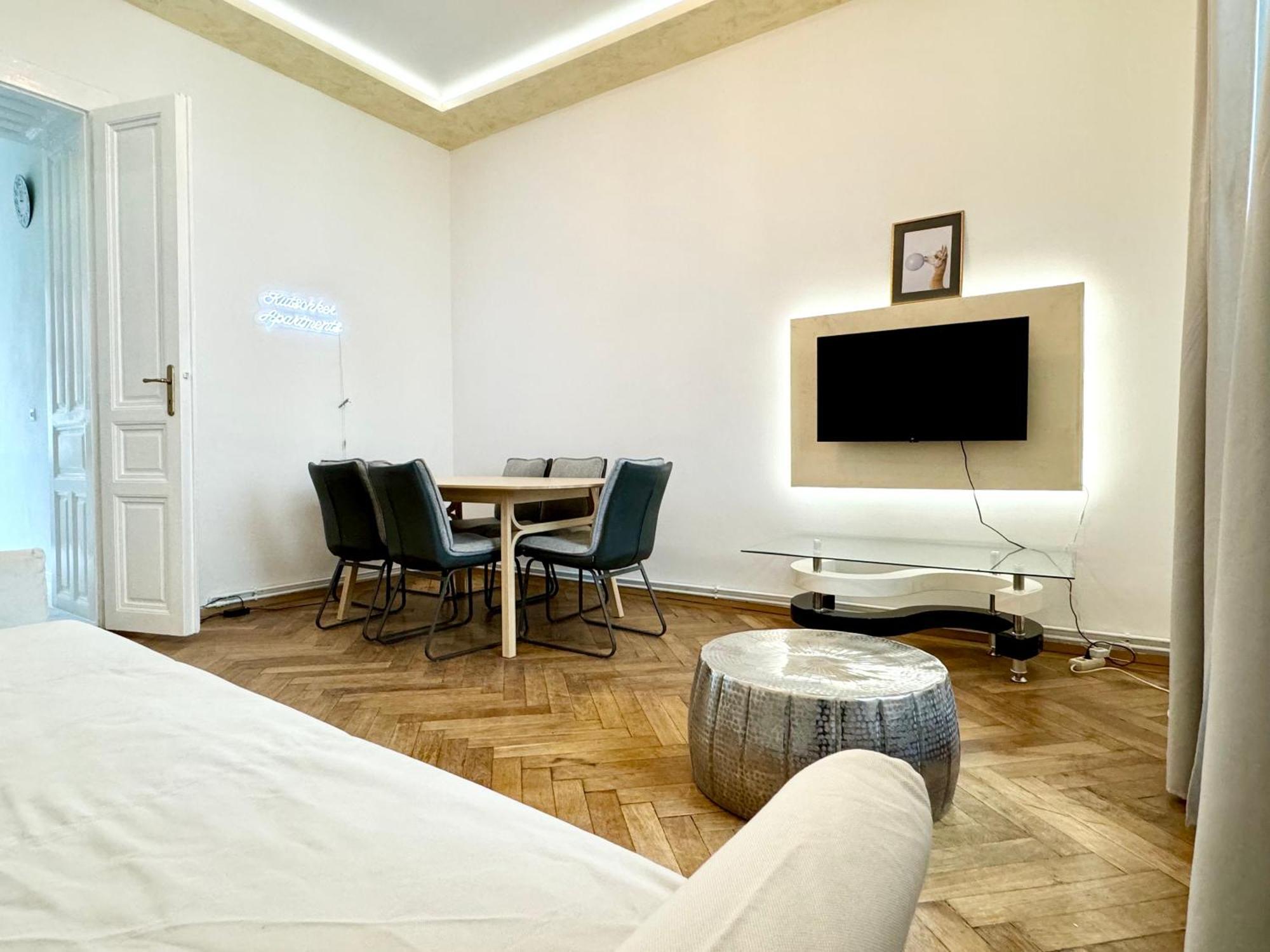 Luxury Apartment At Famous Vienna Kutschkermarkt المظهر الخارجي الصورة